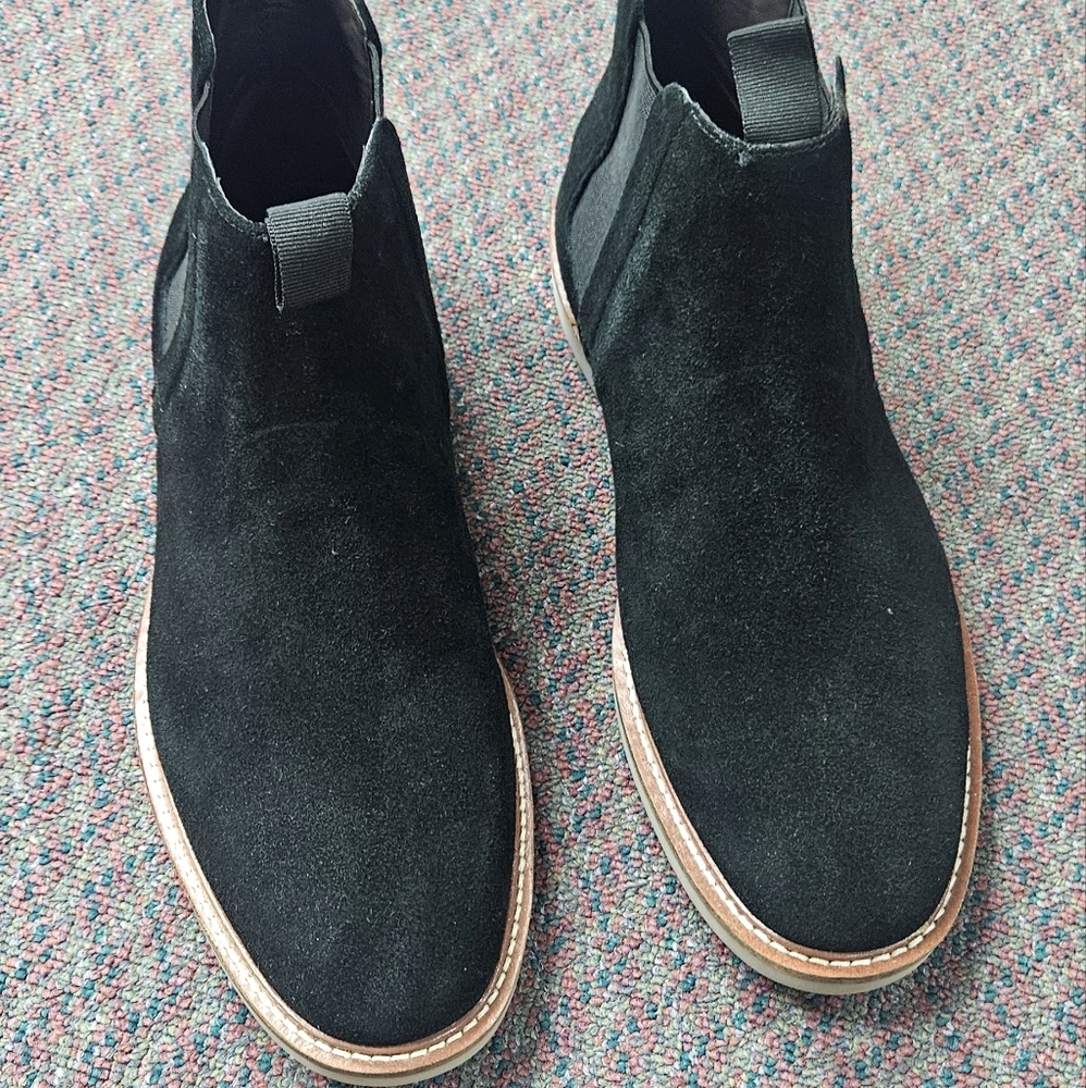 Chelsea boots